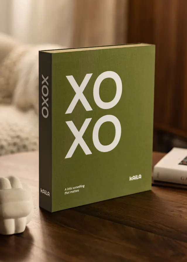 KAILA KAILA XOXO Olive - Coffee Table Photo Album (60 Schwarze Seiten)