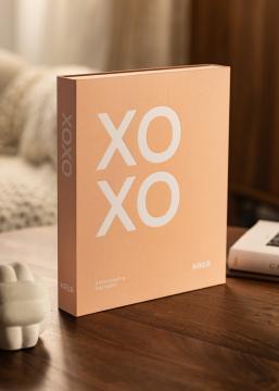 KAILA KAILA XOXO Pink - Coffee Table Photo Album (60 Schwarze Seiten)