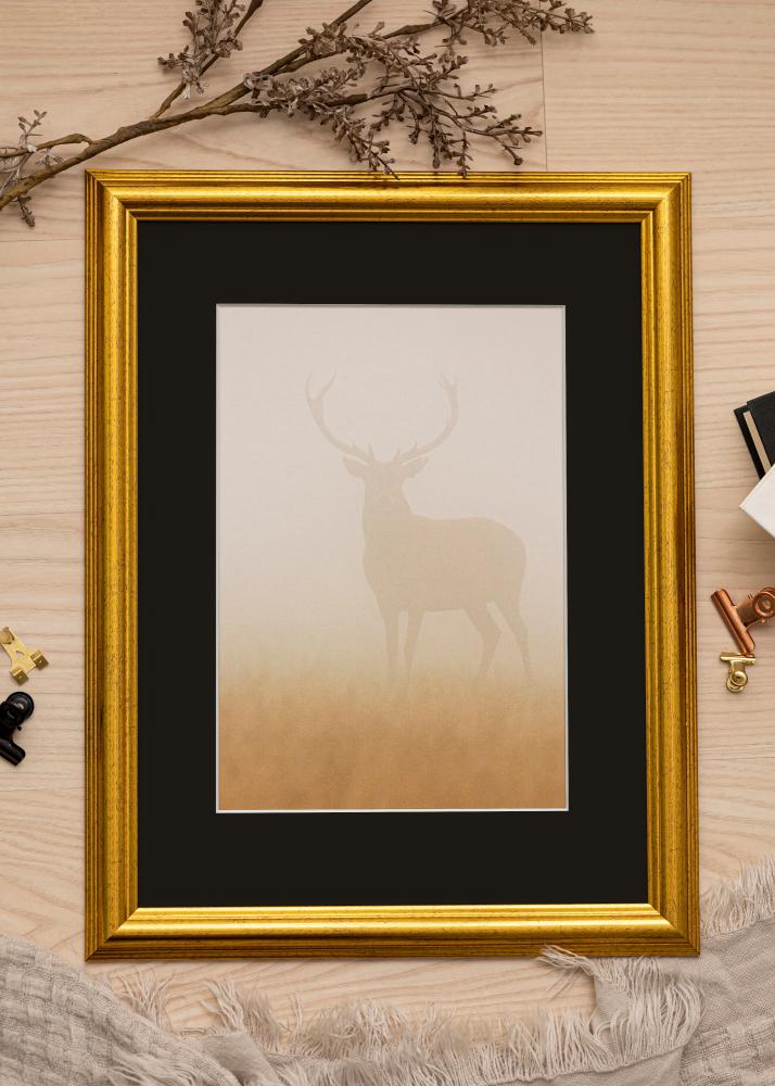 Ram med passepartou Rahmen Västkusten Gold 40x60 cm - Passepartout Schwarz 32,9x48,3 cm (A3+)